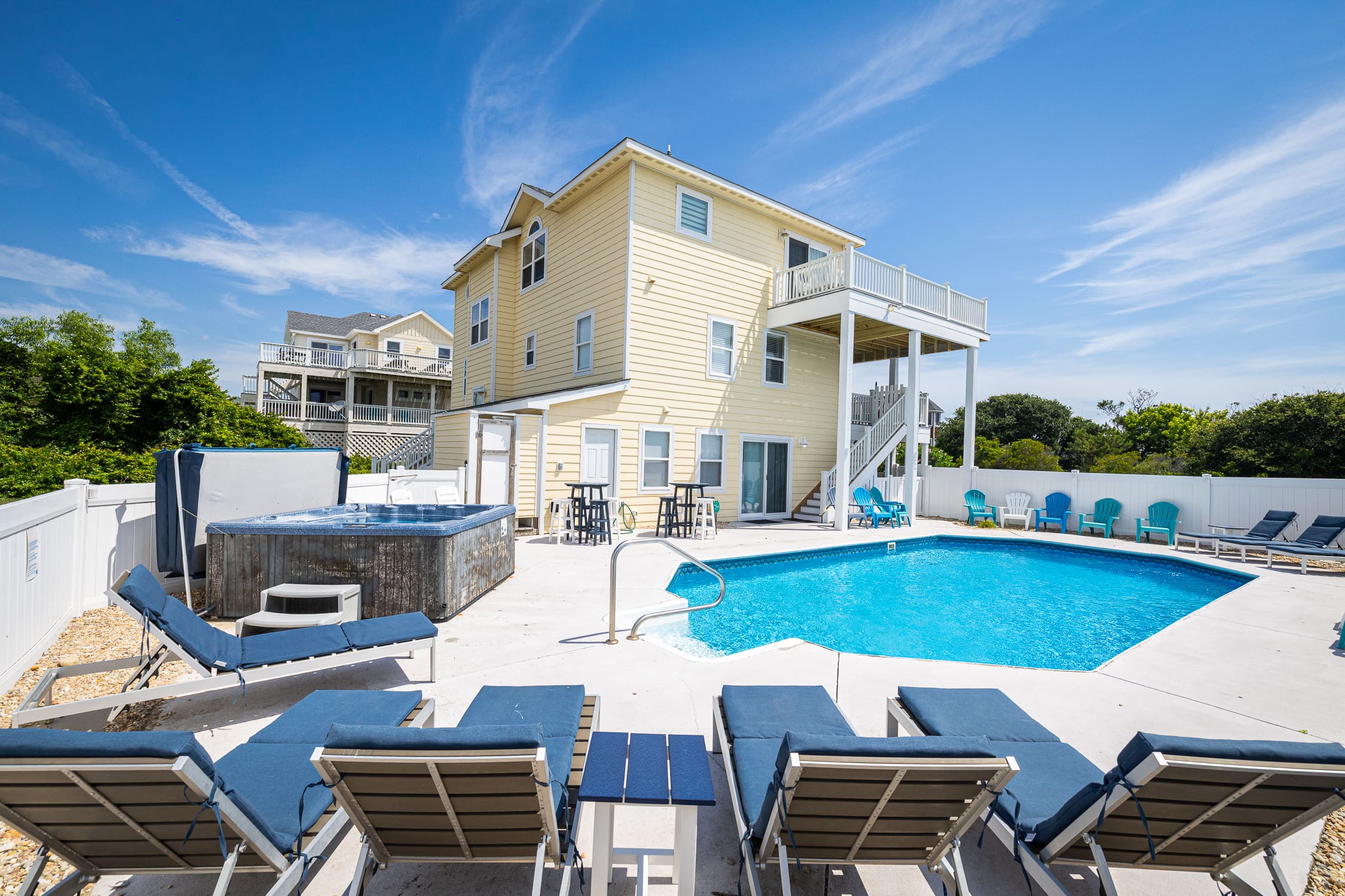 Corolla Sol property image