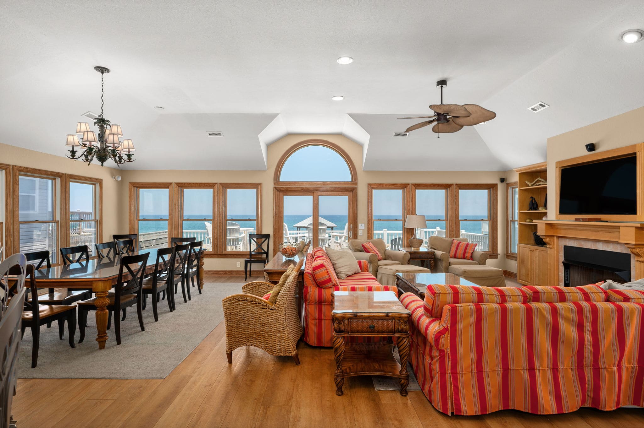Moon Bay property image