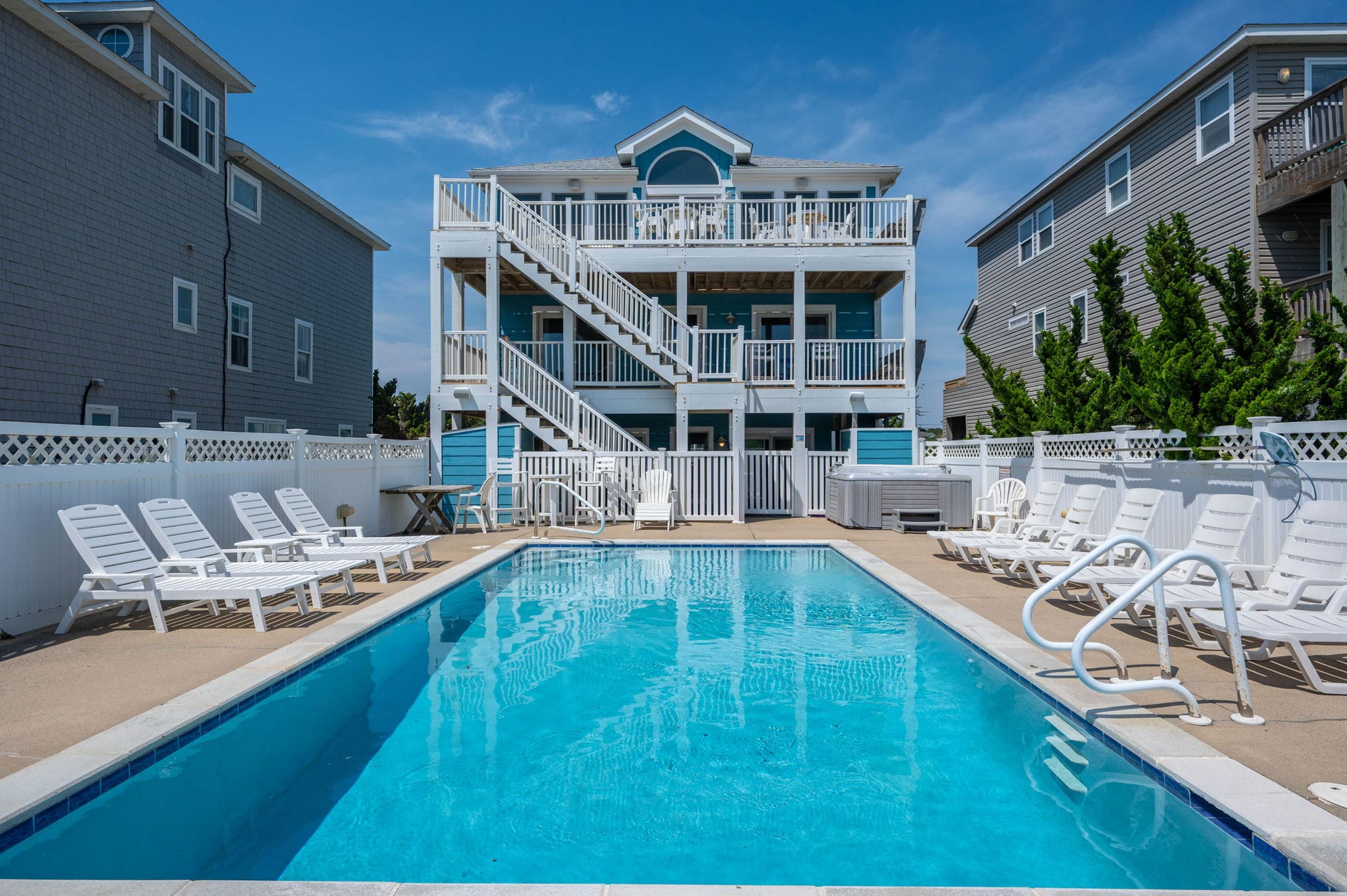 Moon Bay property image