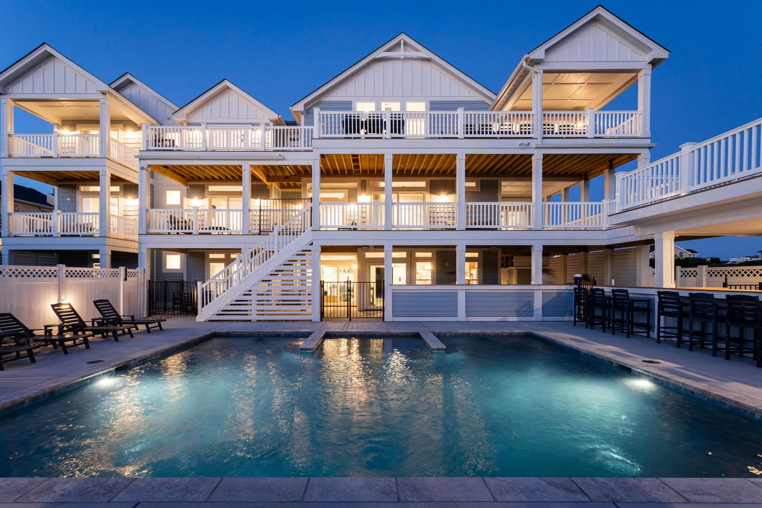 Lookout Luxury property image