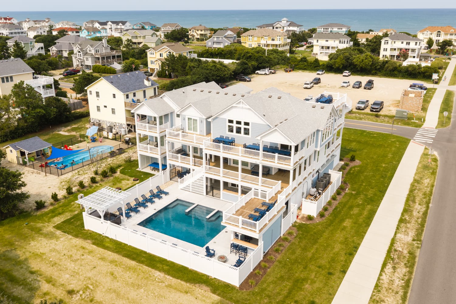 Lookout Luxury property image