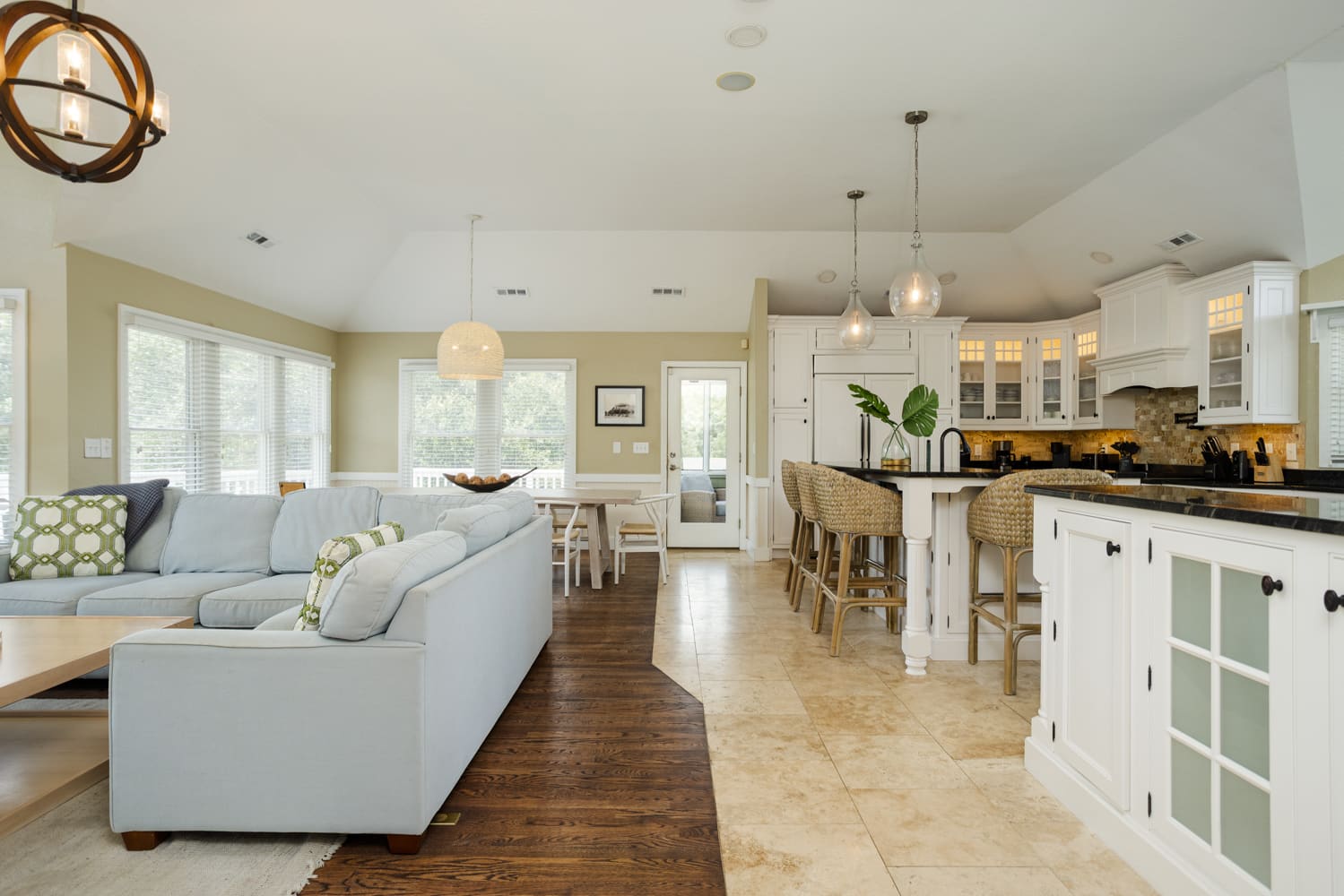 Everlong Summer property image