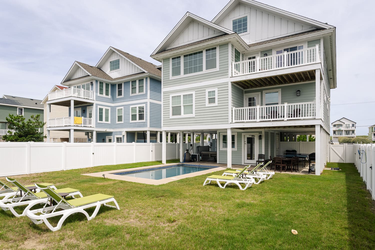 Lotus House property image