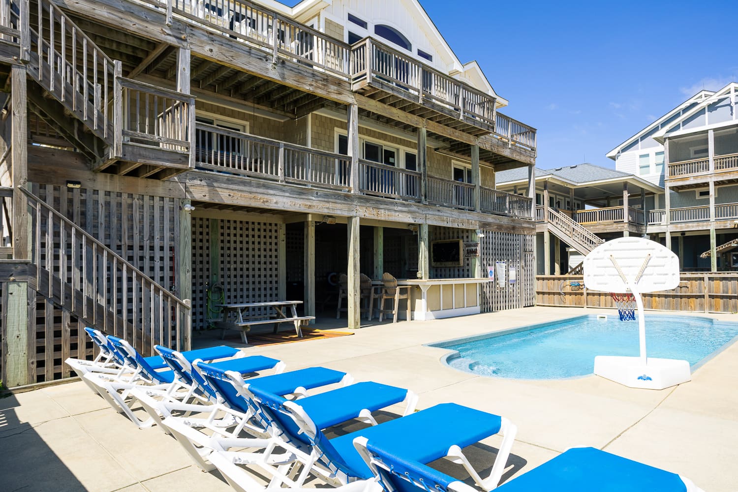 Xanadune Oceanfront Home in North Swan Beach 4x4