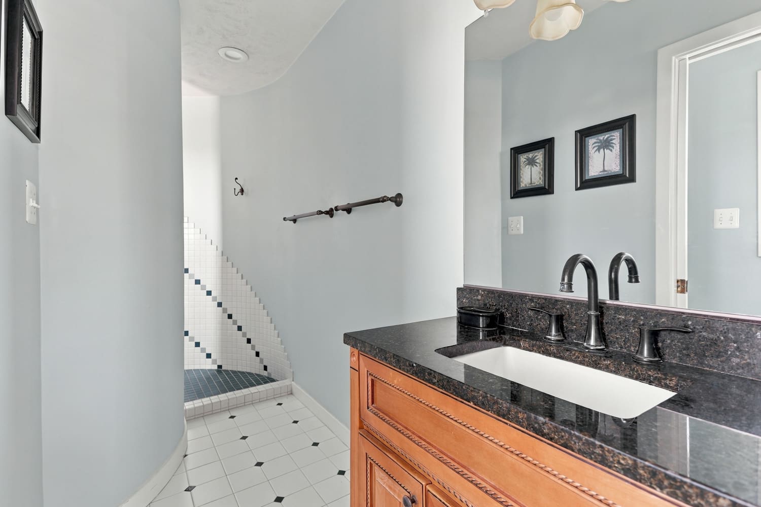 Just Peachy property image
