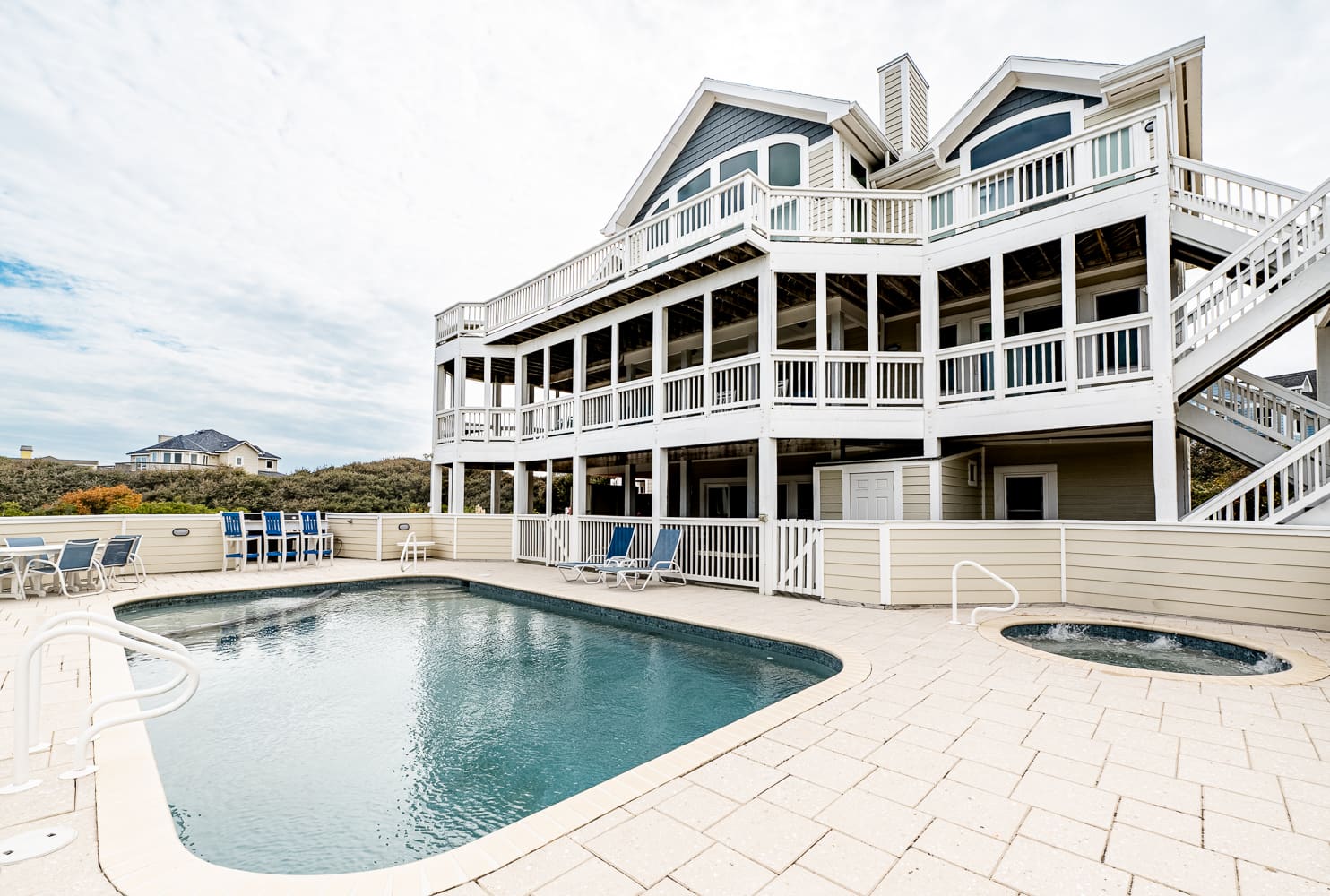 Pearly Shells property image