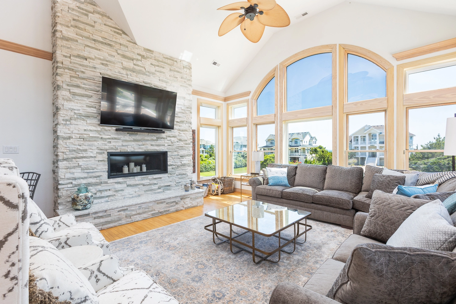 The Dawn Treader of Corolla